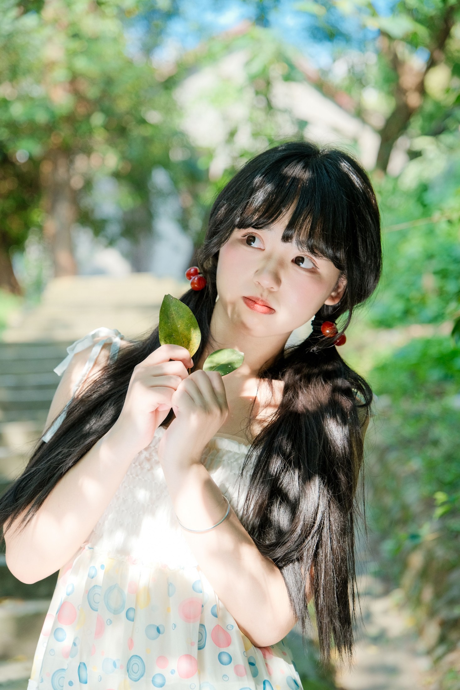 小梨花儿 – 《绿色夏日》[26P]